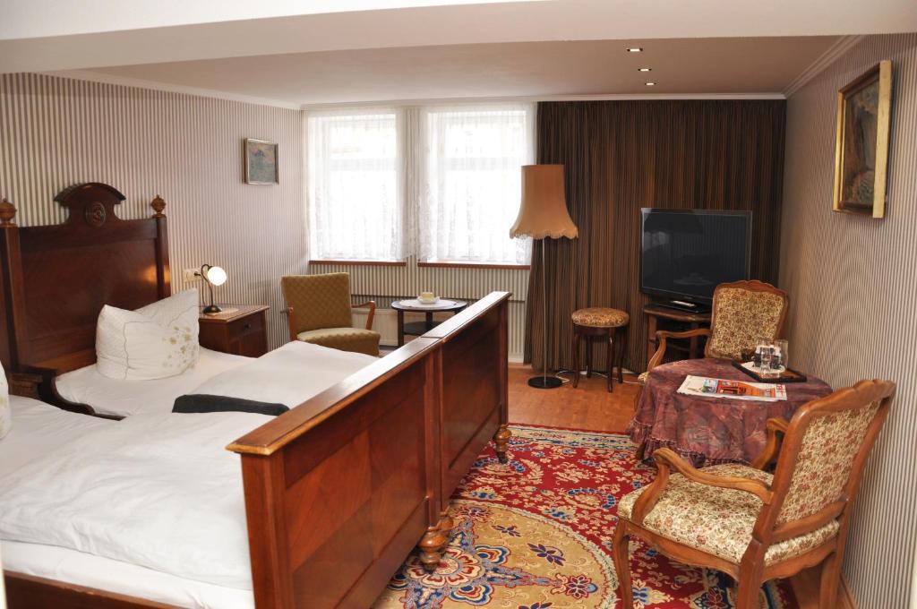 Hotel Goldene Sonne Arnstadt Chambre photo